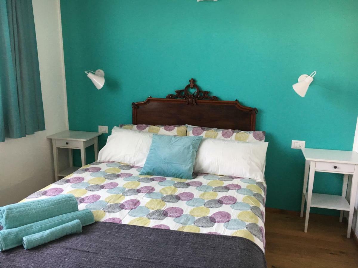 Carugo Elleboro Bed & Breakfast エクステリア 写真