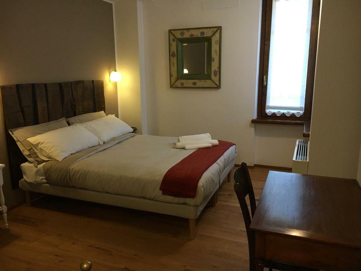 Carugo Elleboro Bed & Breakfast エクステリア 写真