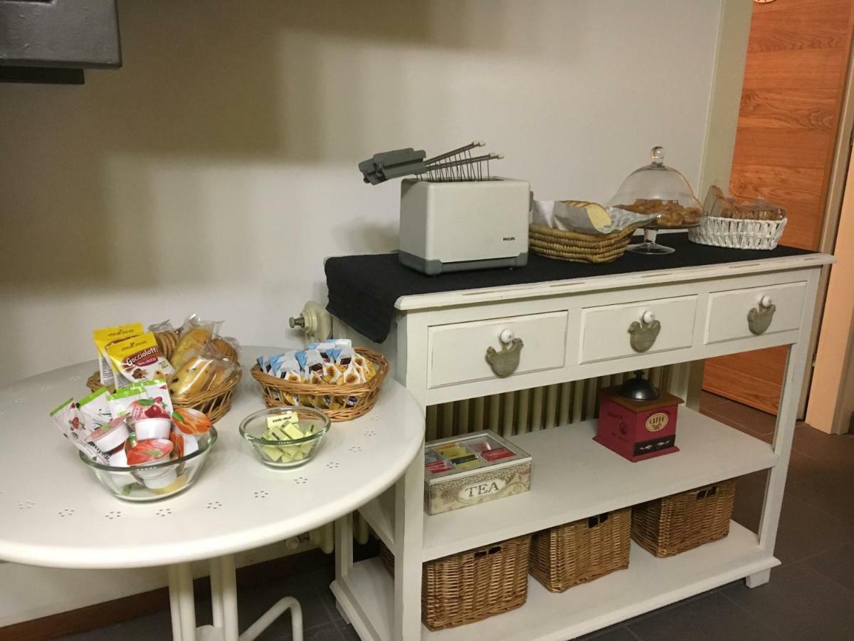 Carugo Elleboro Bed & Breakfast エクステリア 写真